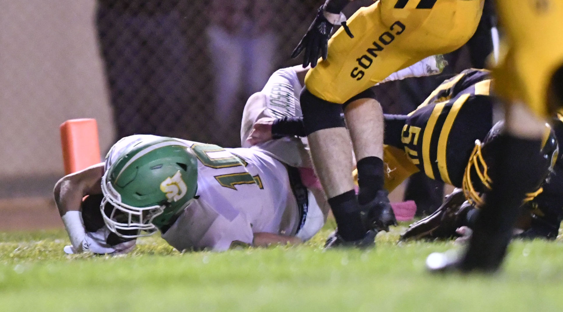 100617 SJ Cabrillo football 20.jpg